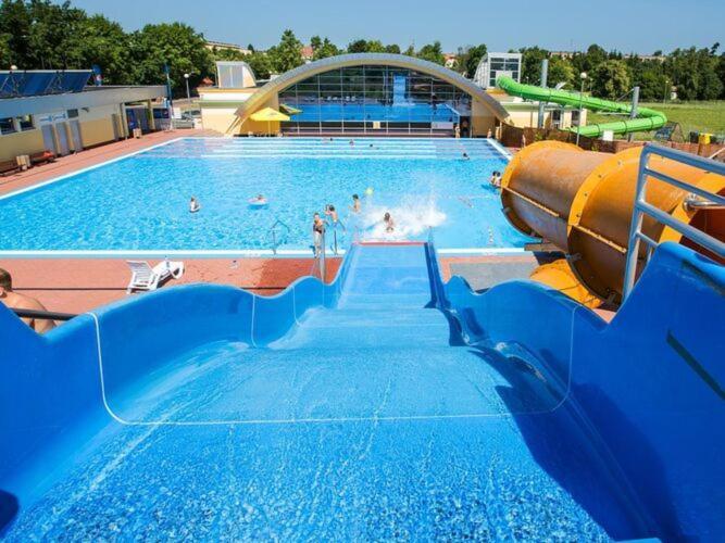 Year-Round Holiday Houses, Устроне-Морське Екстер'єр фото